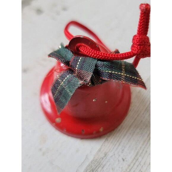 Plaid red bell Midwest ornament Xmas decor tin - Picture 1 of 6